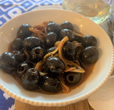 Black Olives with Paprika and Onion