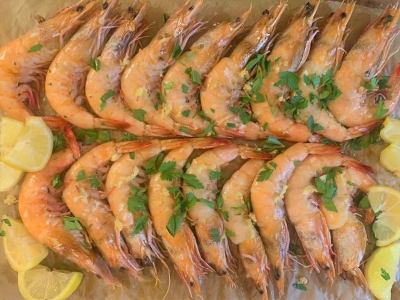 Oven Baked Whole Shrimp with Garlic